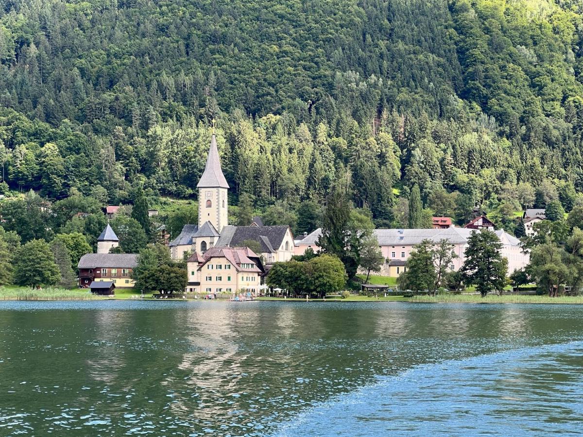 Ferienwohnung Mit Seeblick - Ossiacher See Gerlitzen Sattendorf Zewnętrze zdjęcie