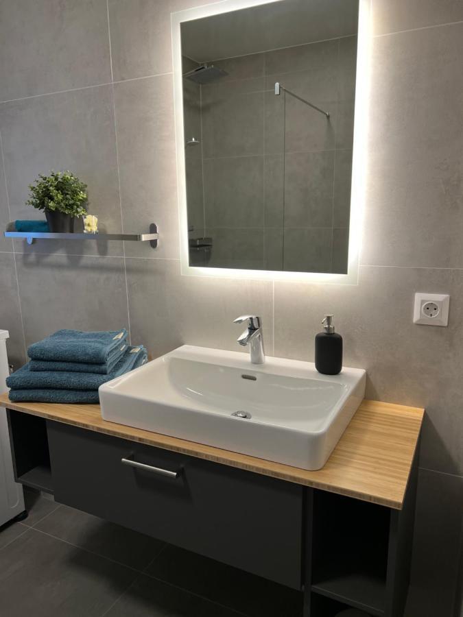 Ferienwohnung Mit Seeblick - Ossiacher See Gerlitzen Sattendorf Zewnętrze zdjęcie