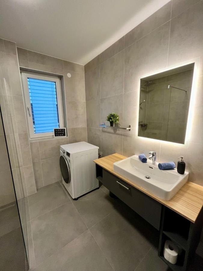 Ferienwohnung Mit Seeblick - Ossiacher See Gerlitzen Sattendorf Zewnętrze zdjęcie