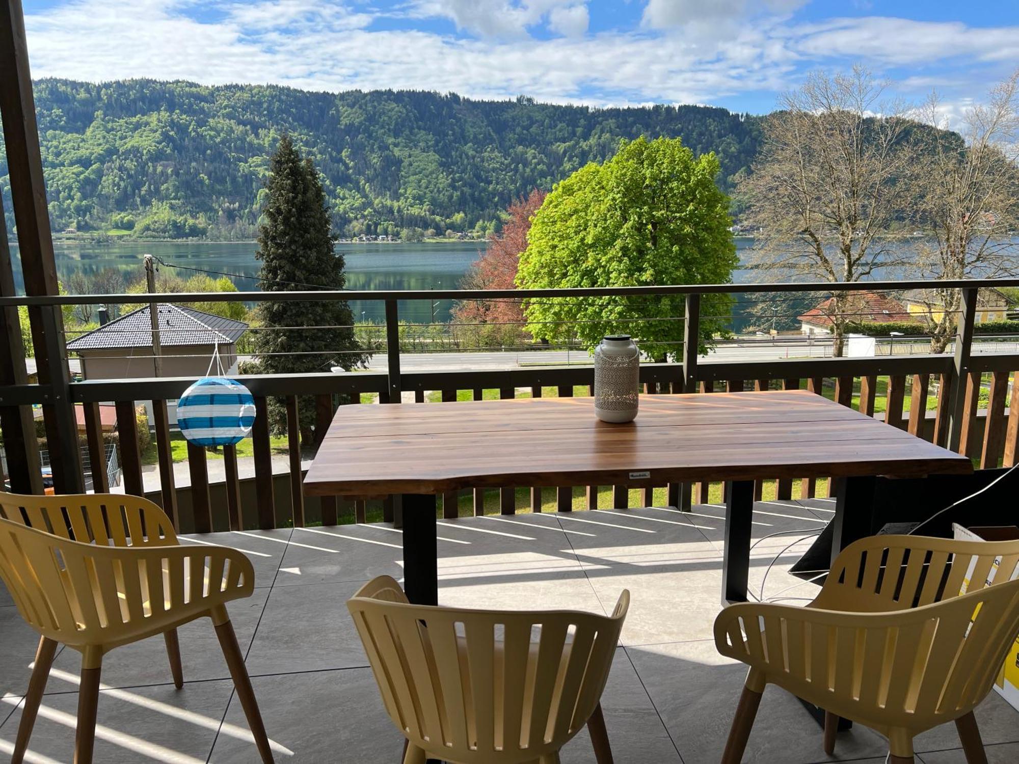 Ferienwohnung Mit Seeblick - Ossiacher See Gerlitzen Sattendorf Zewnętrze zdjęcie
